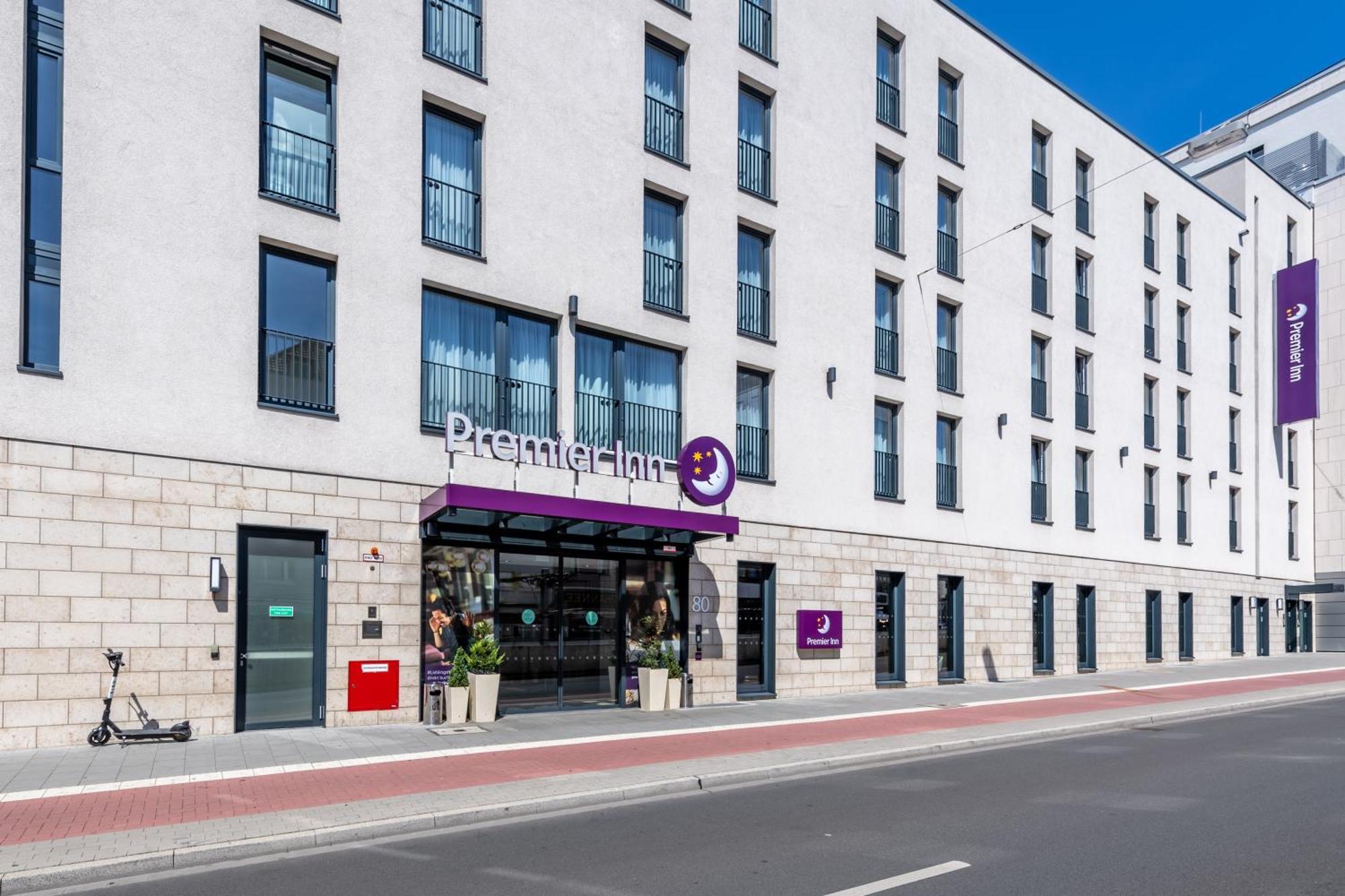 Premier Inn Duesseldorf City Centre Düsseldorf Exterior foto